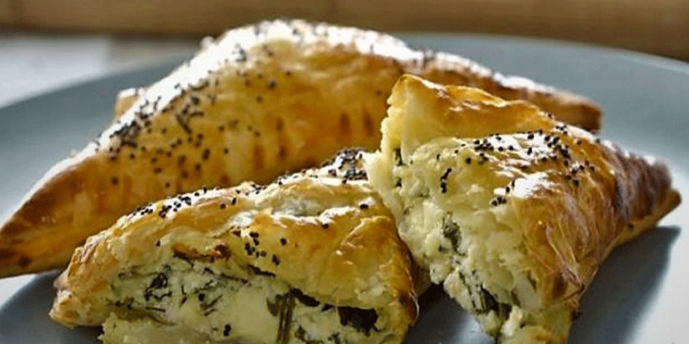 دستور پخت پیراشکی پنیری ترکیه ای