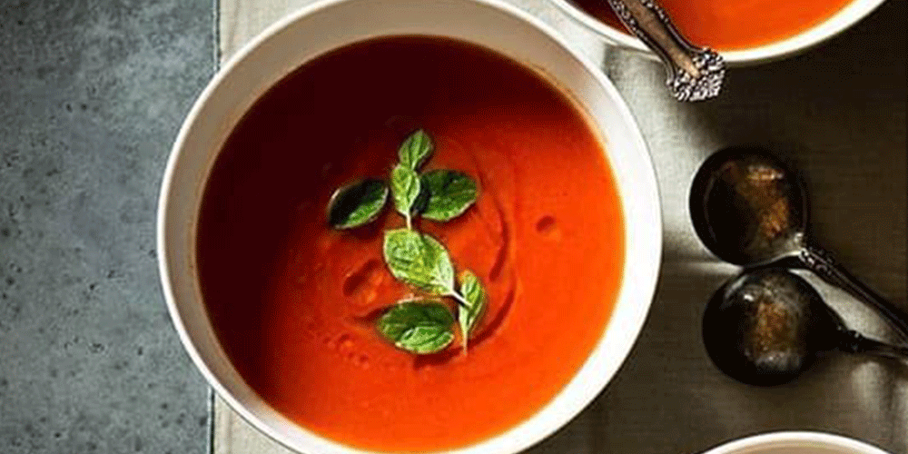 دستور پخت سوپ گوجه فرنگی با روغن ریحان