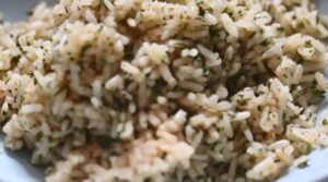 طرز تهیه برنج فصلی ، یک غذای خوش عطر خانگی