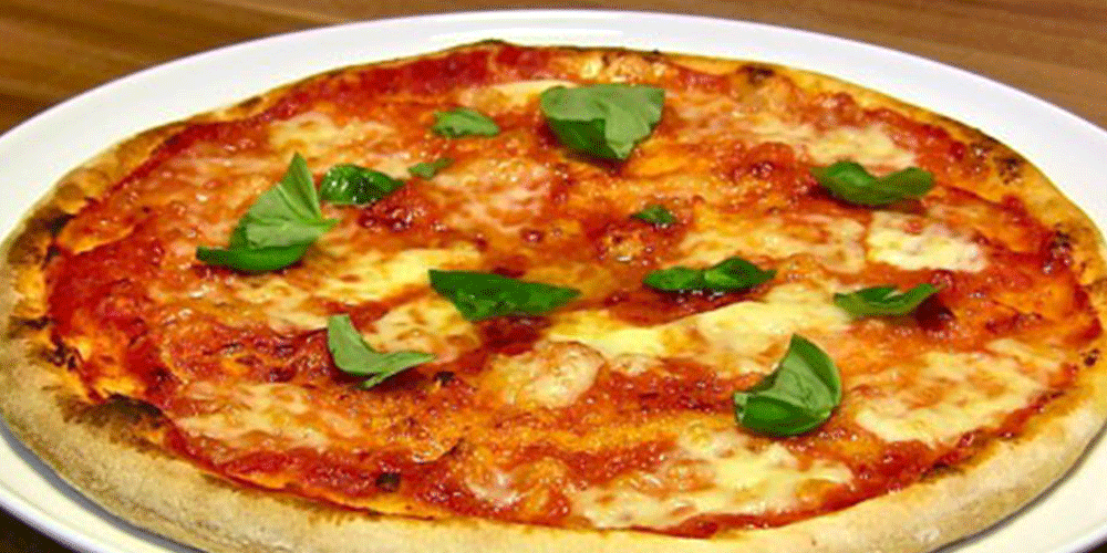 دستور پخت پیتزا گوجه ای (مارگاریتا)