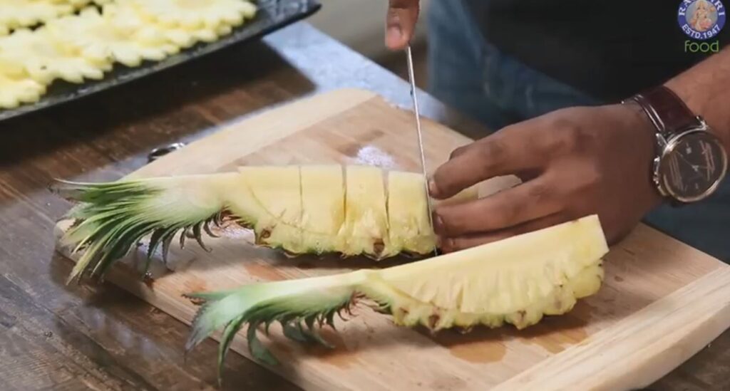 آموزش برش آناناس به روش رستورانی و حرفه ای