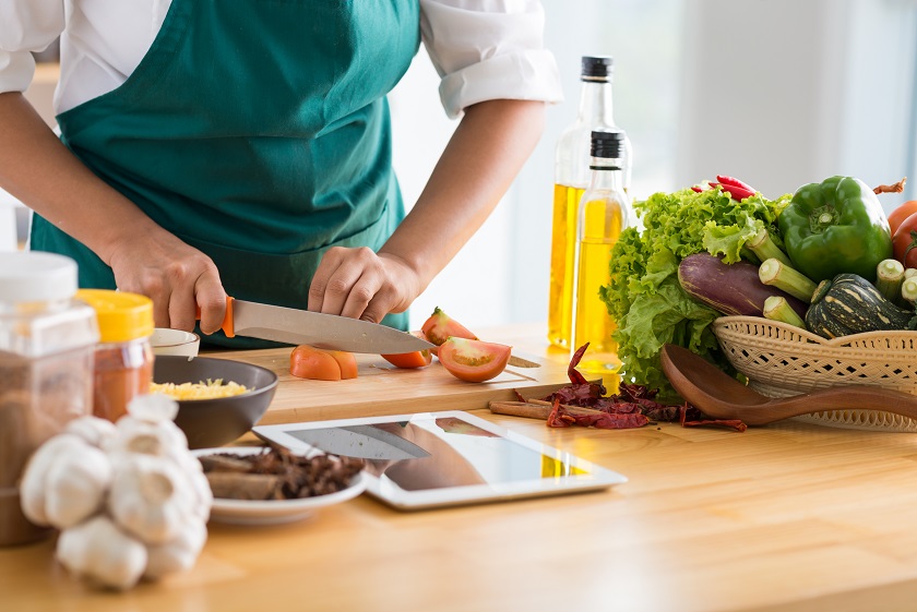 نکات مهم و کاربردی در آشپزی : راهکارهایی برای پخت و سرو غذاهای خوشمزه